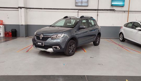 Renault • Sandero Stepway