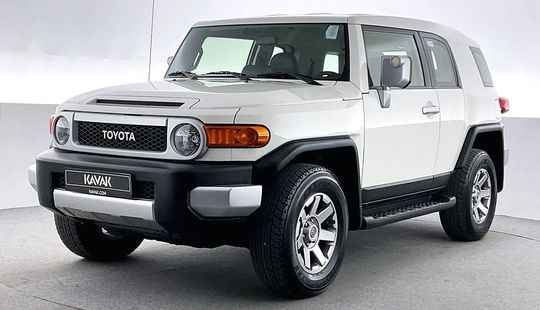 Toyota • FJ Cruiser