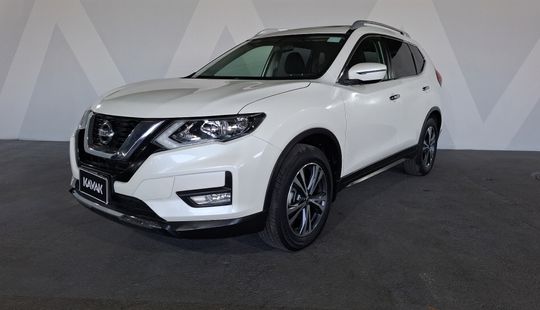 Nissan • X-Trail