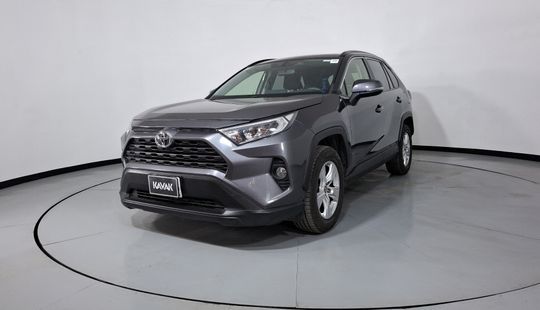 Toyota • RAV4