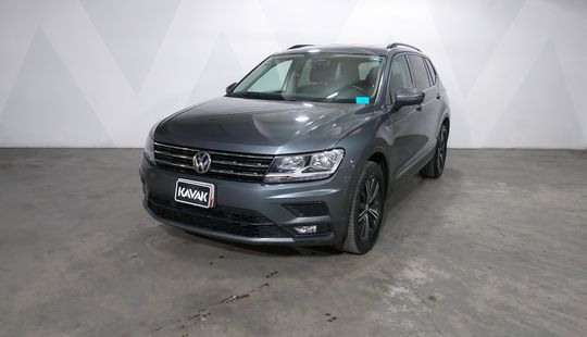 Volkswagen • Tiguan