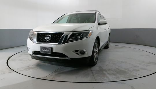 Nissan • Pathfinder