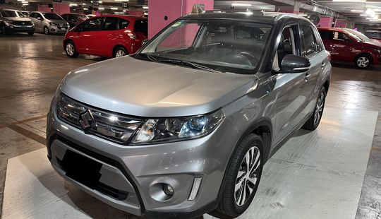 Suzuki • Vitara