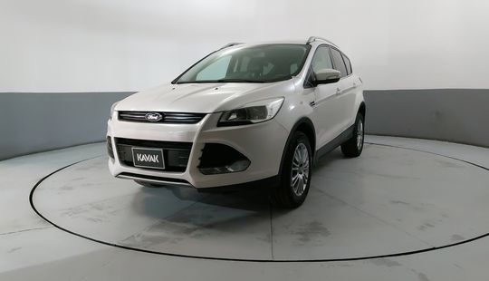 Ford • Escape