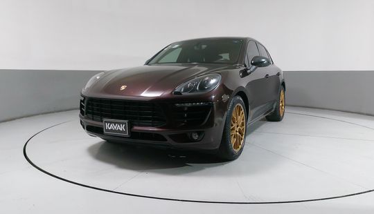 Porsche • Macan