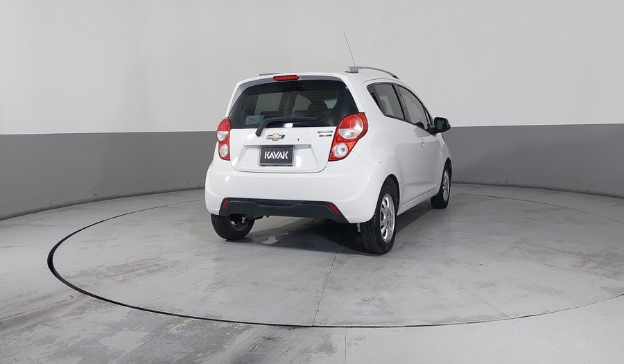 Chevrolet Spark 1.4 LTZ C MT Hatchback 2016