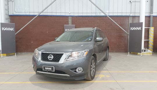 Nissan • Pathfinder