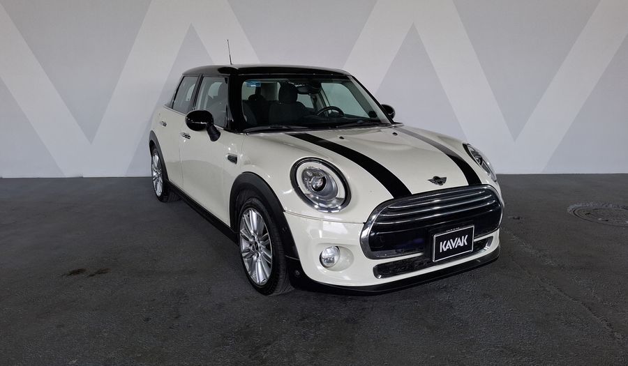 Mini Cooper 1.5 COOPER PEPPER AT Hatchback 2017