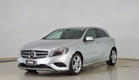 Mercedes Benz Clase A 1.6 A200 BLUE EFFICIENCY MT Hatchback 2015