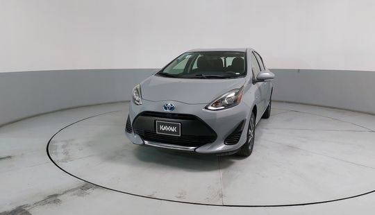 Toyota • Prius C