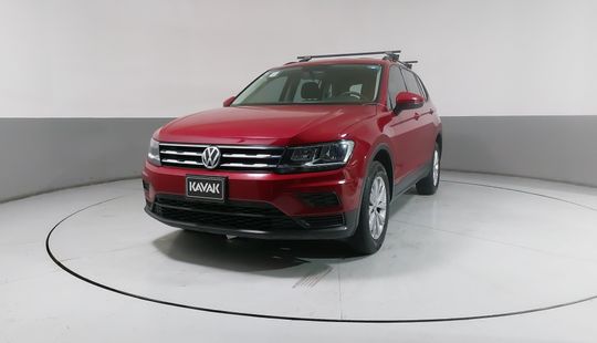 Volkswagen • Tiguan