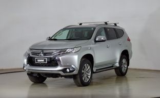 Mitsubishi • Montero Sport