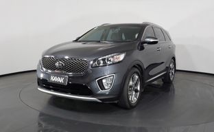 Kia • Sorento