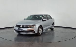 Volkswagen • Vento