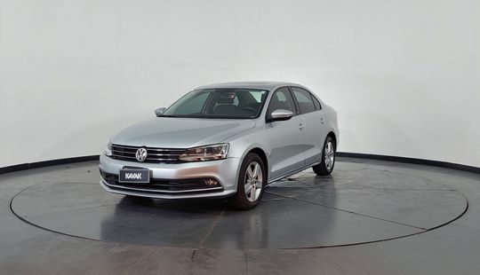 Volkswagen • Vento