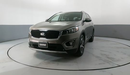 Kia • Sorento