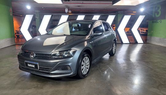 Volkswagen • Polo