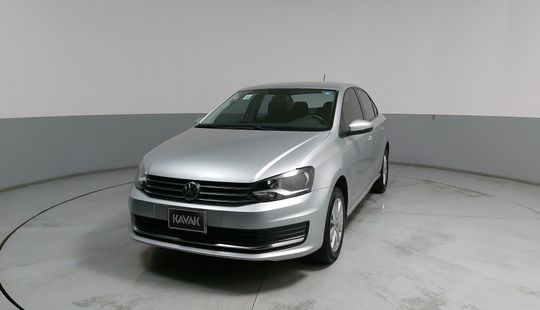 Volkswagen • Vento