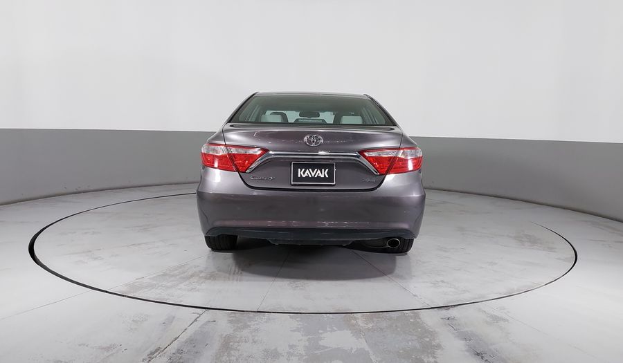 Toyota Camry 2.5 XLE NAVI L4 6AT Sedan 2015