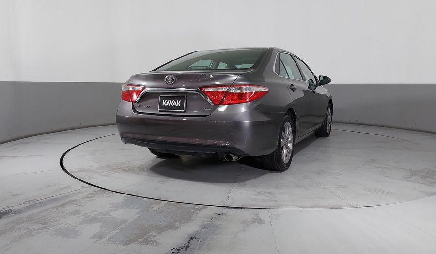 Toyota Camry 2.5 XLE NAVI L4 6AT Sedan 2015