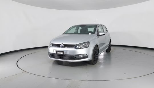 Volkswagen • Polo