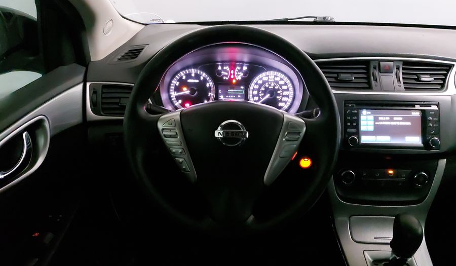 Nissan Sentra 1.8 SR NAVI CVT Sedan 2016