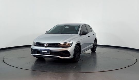 Volkswagen • Polo