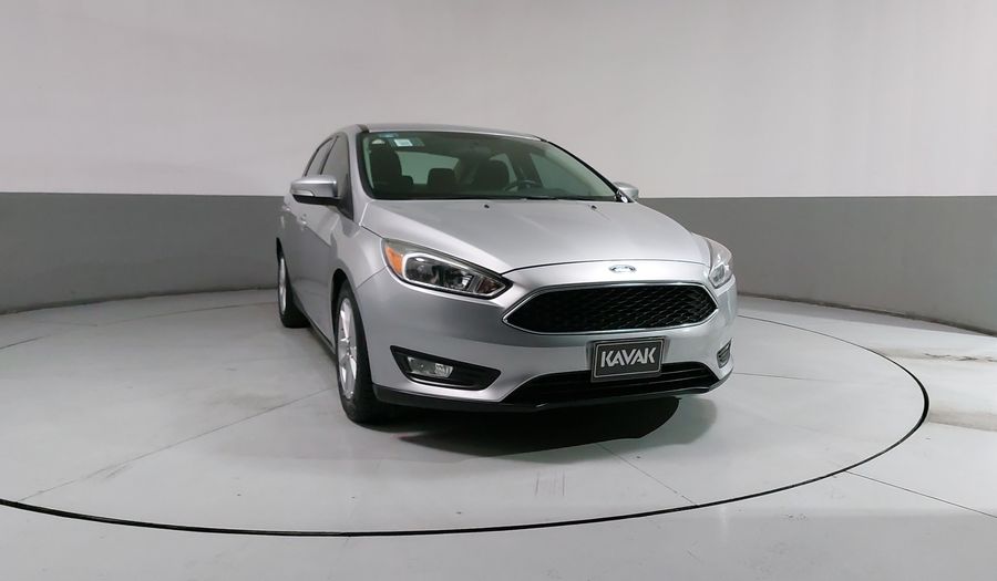 Ford Focus 2.0 SE AT Hatchback 2016