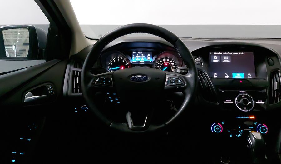 Ford Focus 2.0 SE AT Hatchback 2016