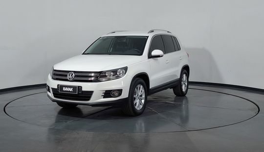 Volkswagen • Tiguan