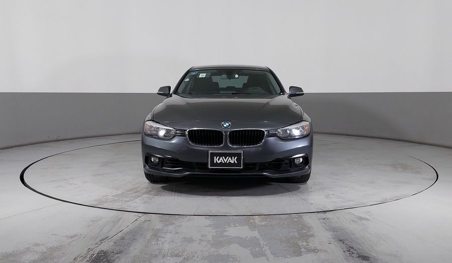 Bmw Serie 3 2.0 320IA Sedan 2016