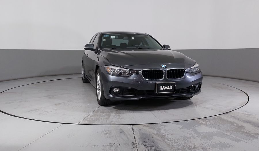 Bmw Serie 3 2.0 320IA Sedan 2016