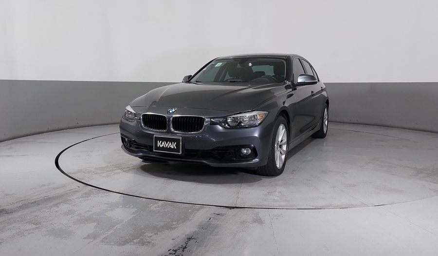 Bmw Serie 3 2.0 320IA Sedan 2016