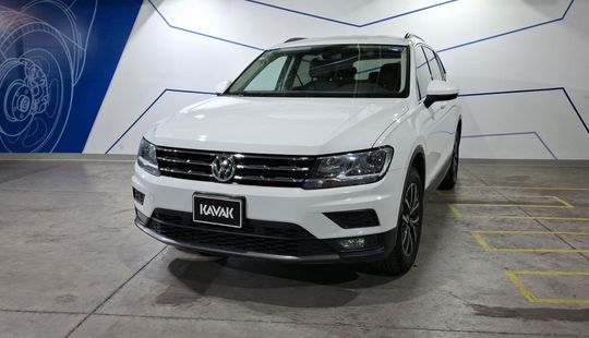 Volkswagen • Tiguan