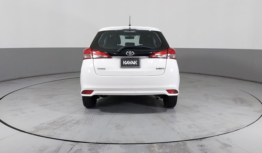 Toyota Yaris 1.5 CORE AUTO Hatchback 2019