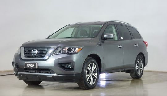 Nissan • Pathfinder