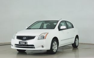 Nissan • Sentra