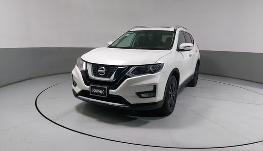 Nissan • X-Trail