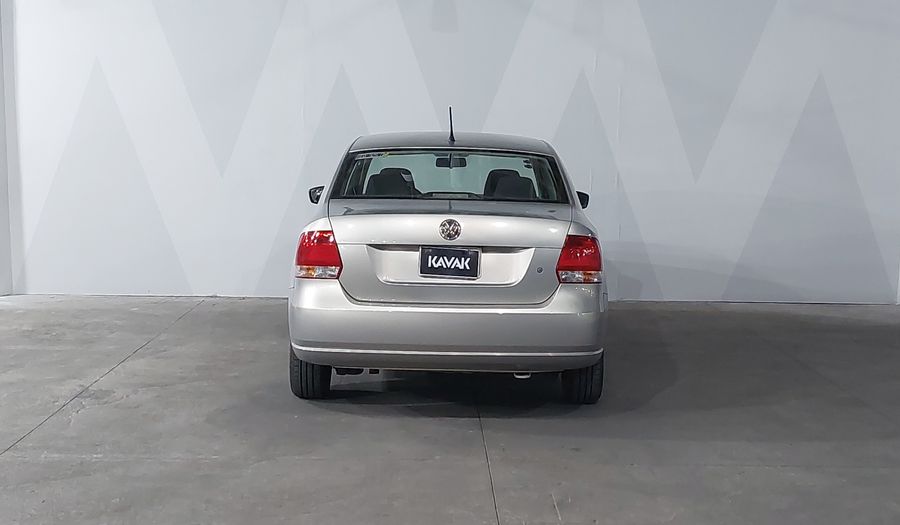 Volkswagen Vento 1.6 VENTO MT Sedan 2015