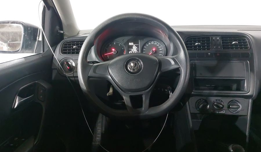 Volkswagen Vento 1.6 VENTO MT Sedan 2015