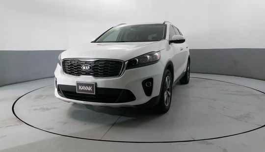 Kia • Sorento