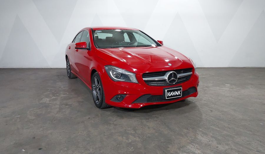 Mercedes Benz Clase Cla 1.6 CLA 200 CGI SPORT AT Coupe 2016