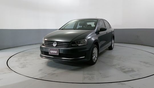 Volkswagen • Vento