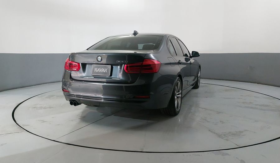 Bmw Serie 3 2.0 330IA SPORT LINE Sedan 2016