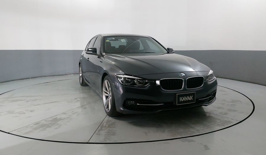 Bmw Serie 3 2.0 330IA SPORT LINE Sedan 2016