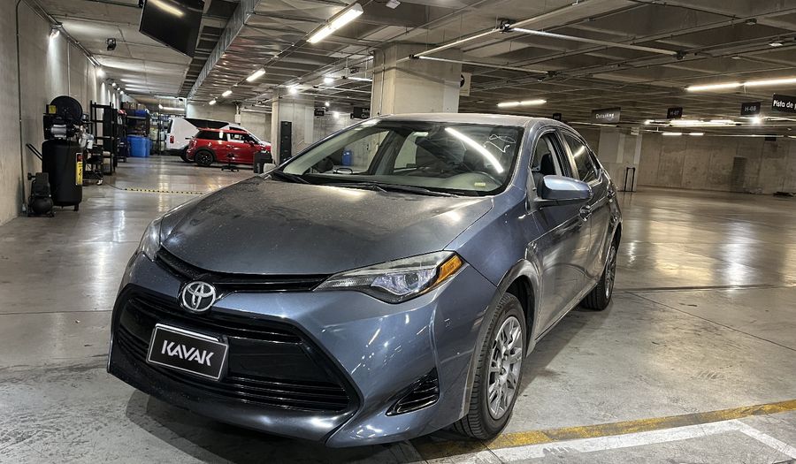 Toyota Corolla 1.8 BASE CVT Sedan 2017