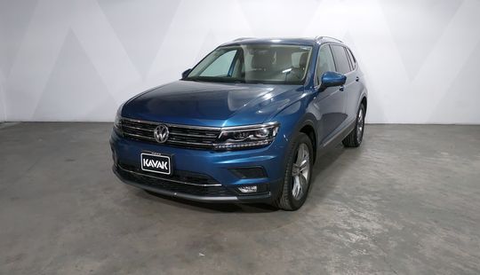 Volkswagen • Tiguan