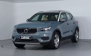 Volvo • XC40