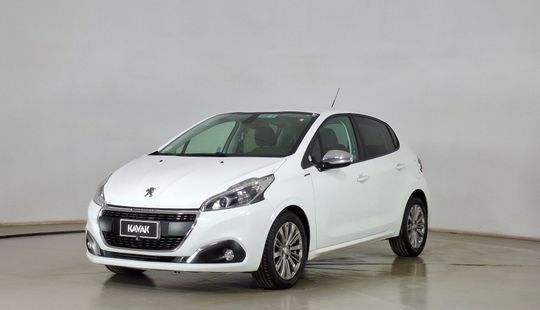 Peugeot • 208