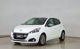 Peugeot • 208